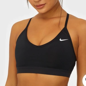 Nike sportbh  - Nike sporttopp/bh strl xs men passar även s. Jättefint skick! 190+45 frakt 