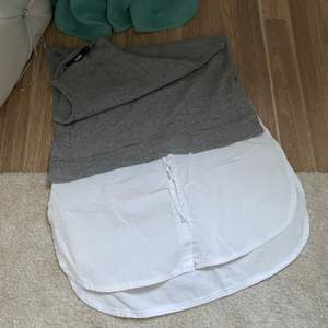 Bik bok skjotra-tröja i storlek S. Jag säljer också jeans från andra bilden. Kolla på min profil  💞✨😊 