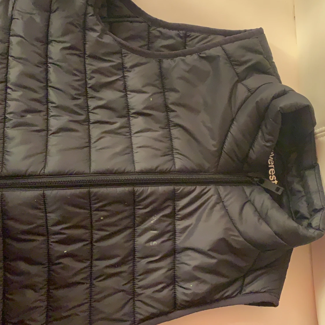 Svart dunväst- Everest - 91