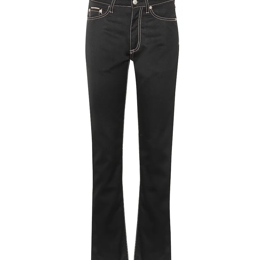 Säljer mina svarta jeans ifrån eytys i modellen cypress. Storleken är 30/34 och är väldigt bra skick!!! 😃. Jeans & Byxor.