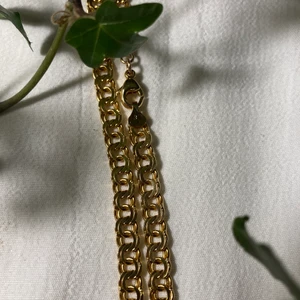 Guldkedja  - Superfin guldkedja!! Inte i äkta guld, men bra kvalite. Möts i Uppsala eller postar. Skriv om du har några frågar!! 🥰