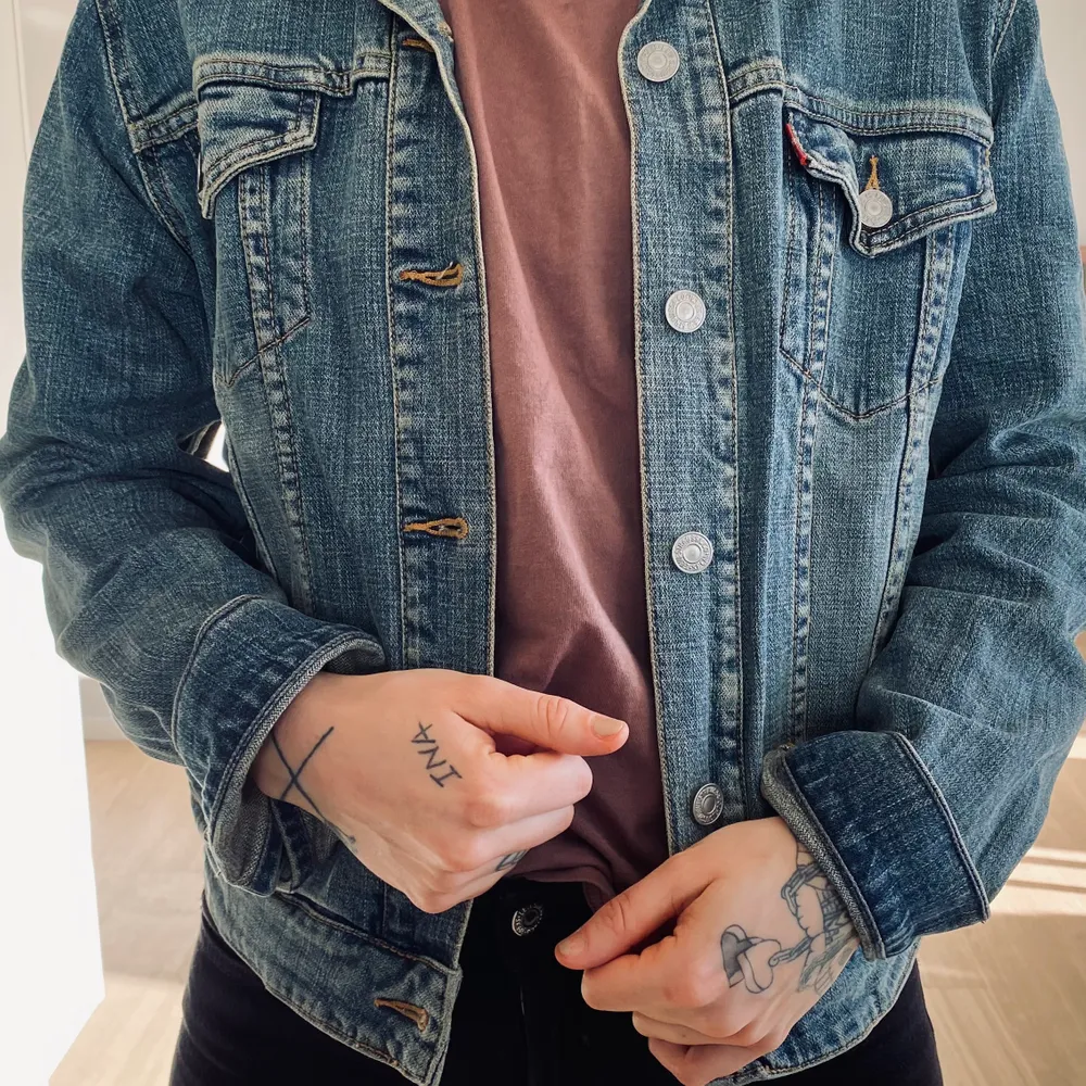 Sjukt snygg jacka från Levis . Small/medium . Jackor.