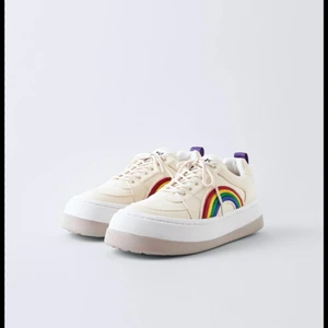 Eytys  - Säljer mina eytys. Dessa bilder är hämtade fån internet så vid intresse och bilder på mina hör av er. Dem är använda ganska mycket men går fortfarande att använda! Nypris 2500