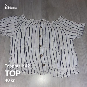 Top i storlek 42 - Fin top sitter jätte bra för 42 men även strlk 40. Hör av er för fler bilder eller information. Kan även mötas upp i Göteborg ☺️