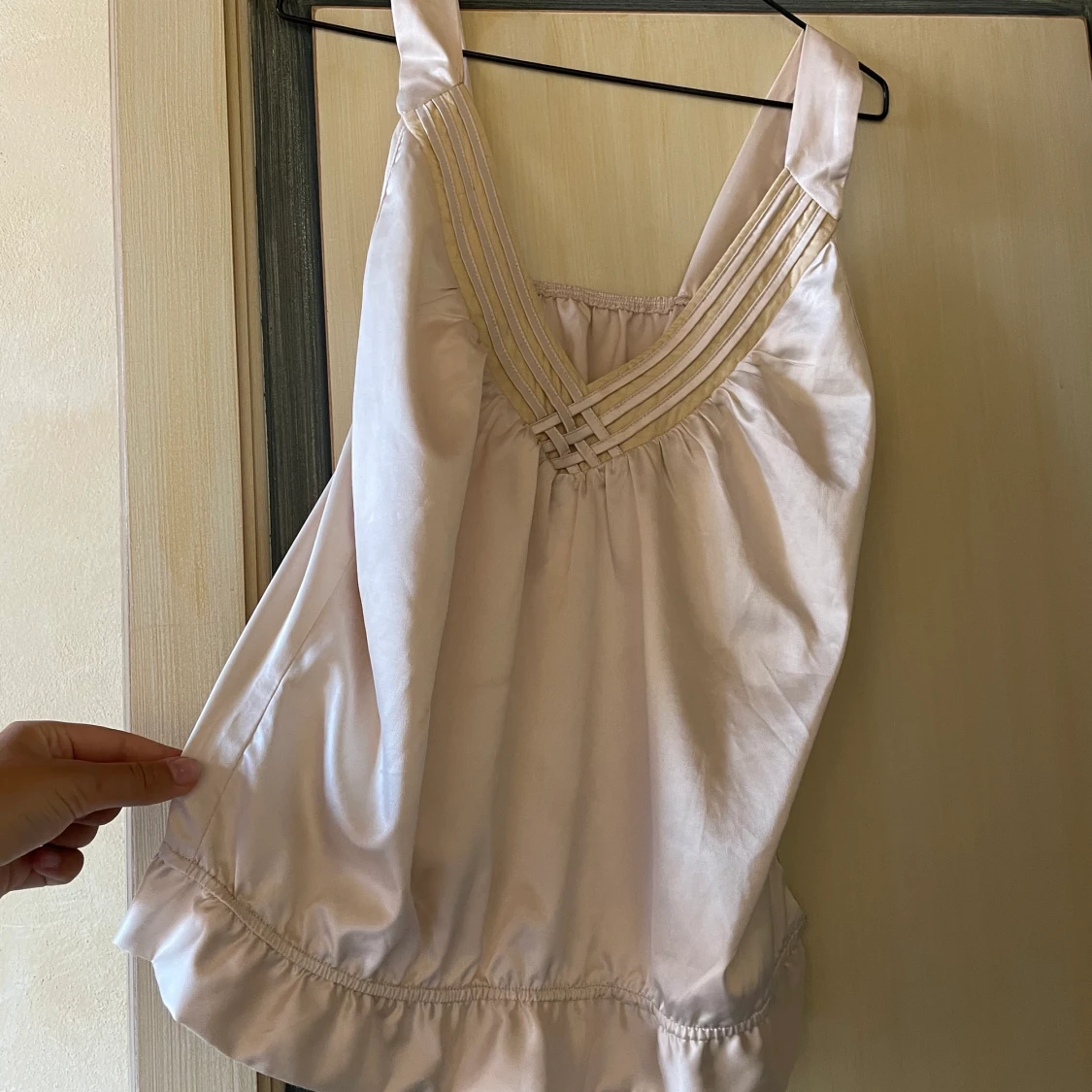 beige/guldigt linne  - 90