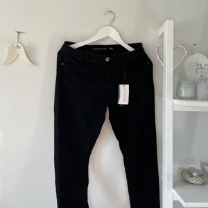 Jeans  - Oanvända jeans 