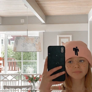 Jätte snygg rosa Billie eilish mössa! - Jätte snygg rosa Billie eilish mössa buda från 60kr inklusive frakt org pris:250kr