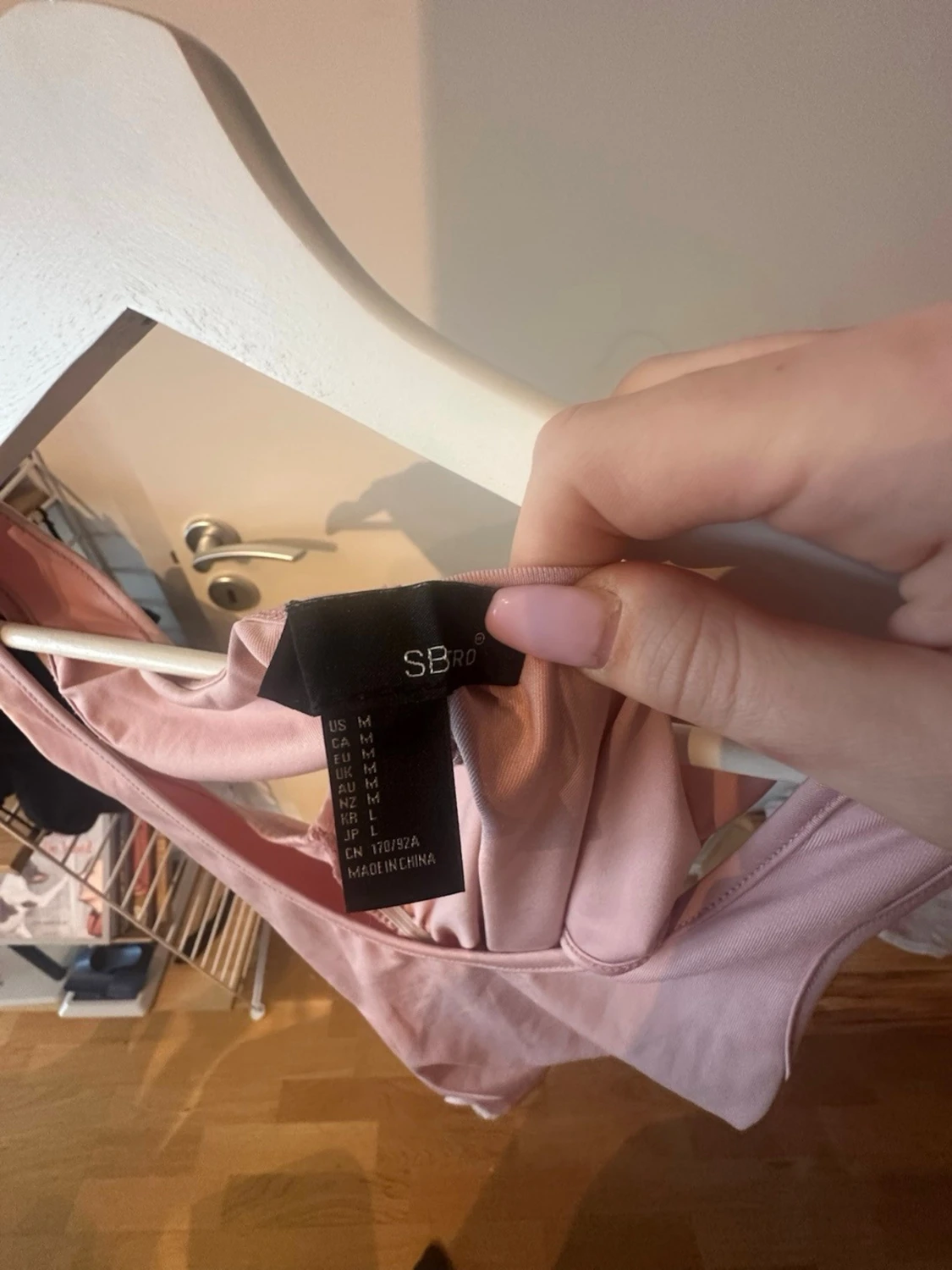 Figursydd klänning - 3