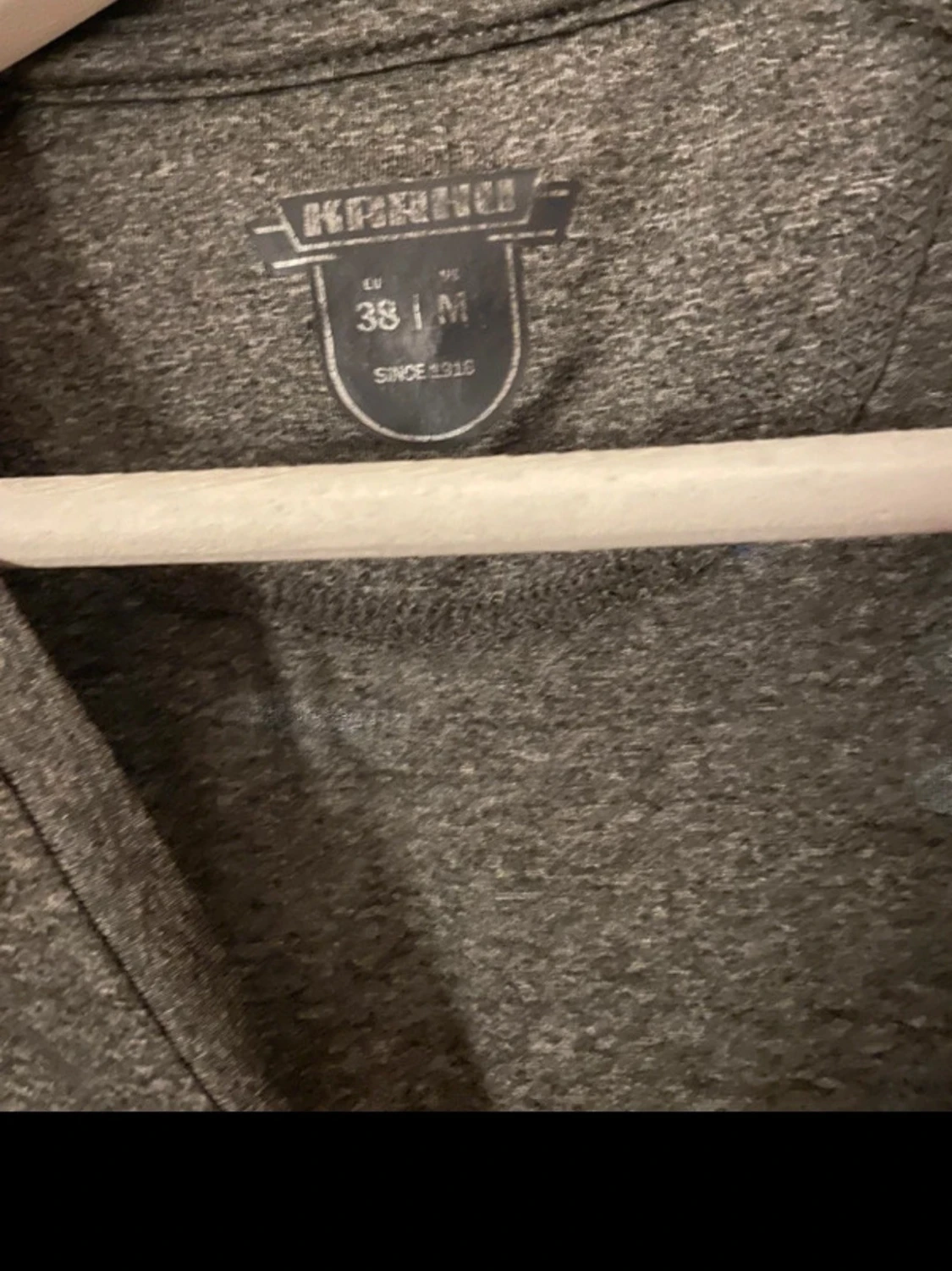 Grå tränings-tshirt från Karhu - 2