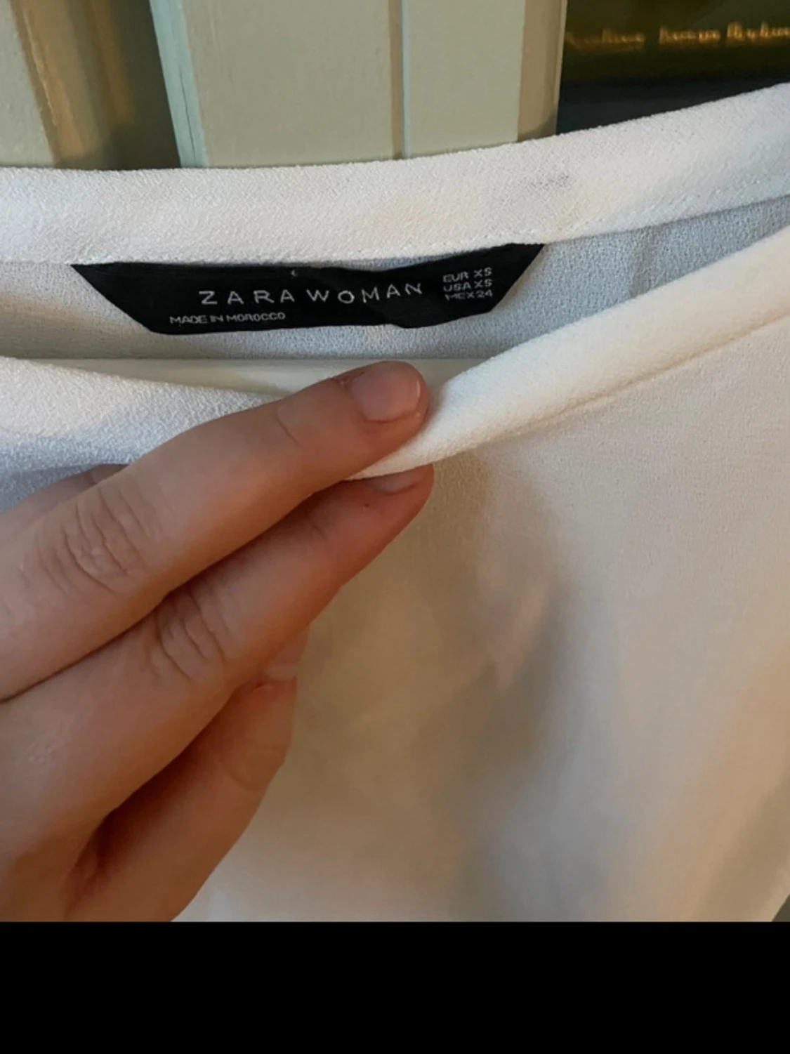 Vit blus med volangärm från Zara - 1