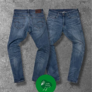 G-Star jeans slim fit - Säljer detta blåa par jeans från G-Star | W30 L32 | modell: 3301, slim fit | skick: 8/10, använda men inga defekter | Skriv vid frågor, pris kan diskuteras vid snabb affär! 🙌
