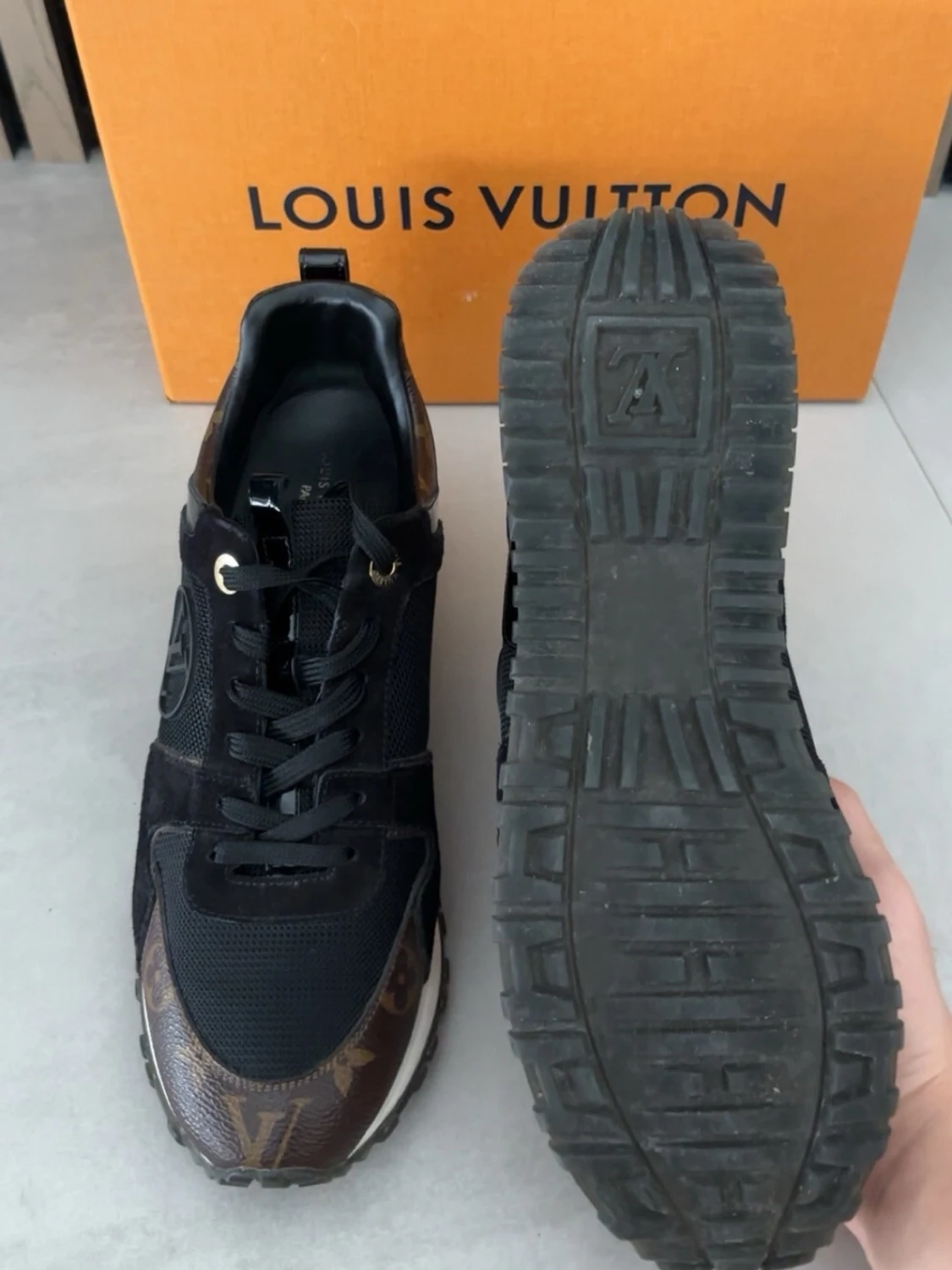 Louis Vuitton svarta sneakers - 3
