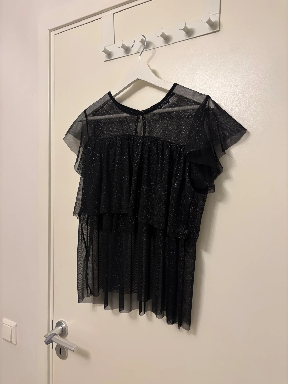 Svart glittrig blus från Missäy - 1