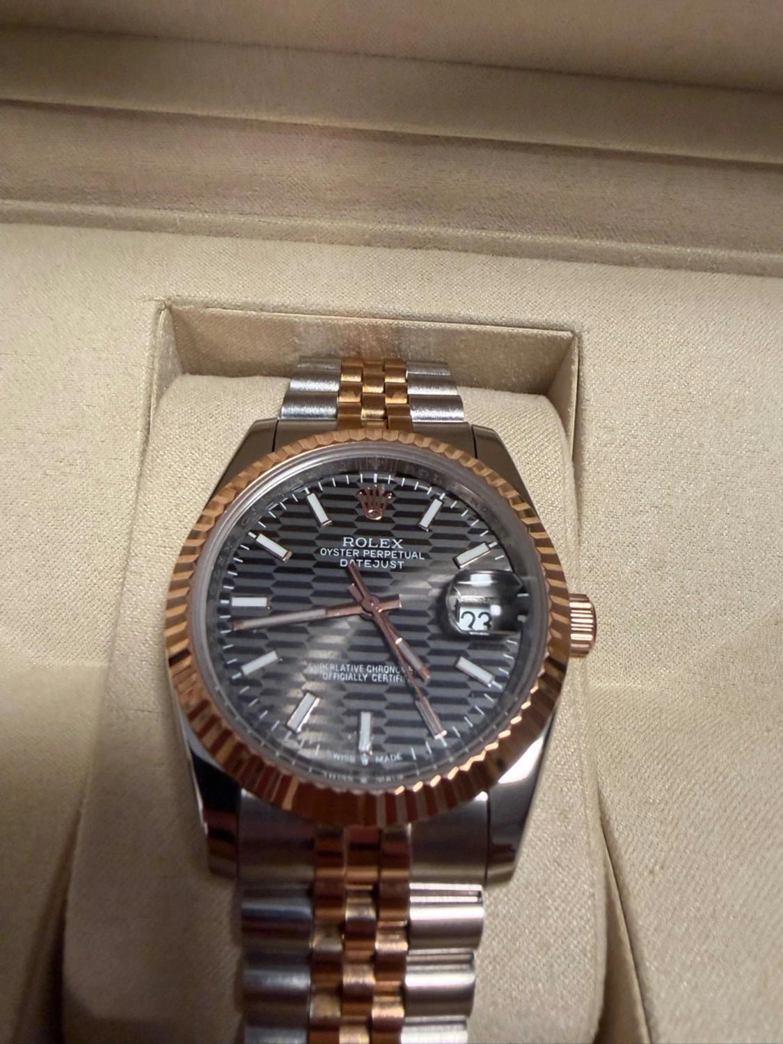 Rolx Role Datejust 36mm Gold Dial Automatisk - 2