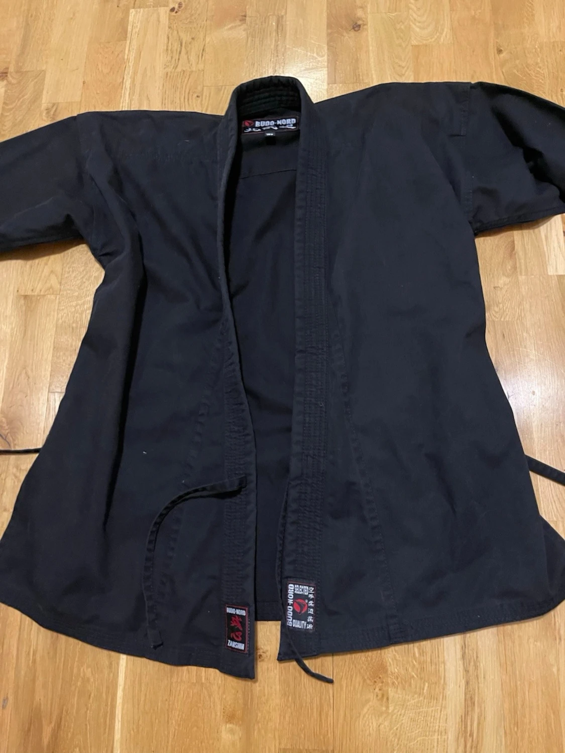 Svart kampsportsjacka Budo-Nord stl 160 cm - 1