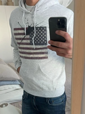 Concrete ink hoodie  - Helt ny 