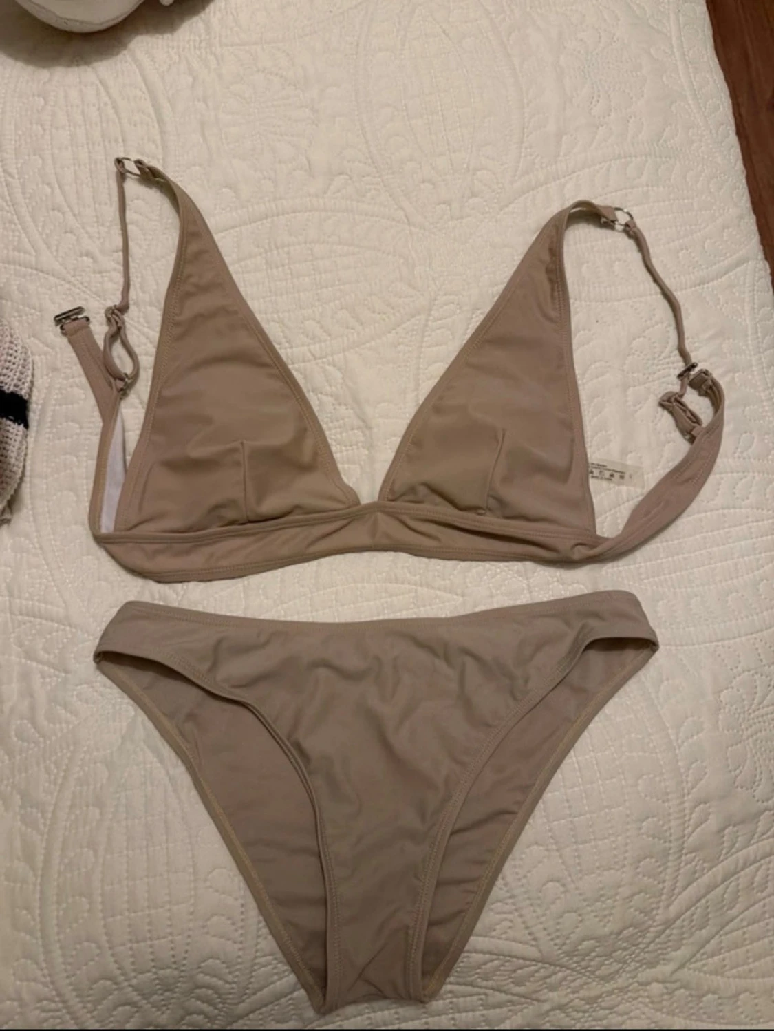 Beige bikini