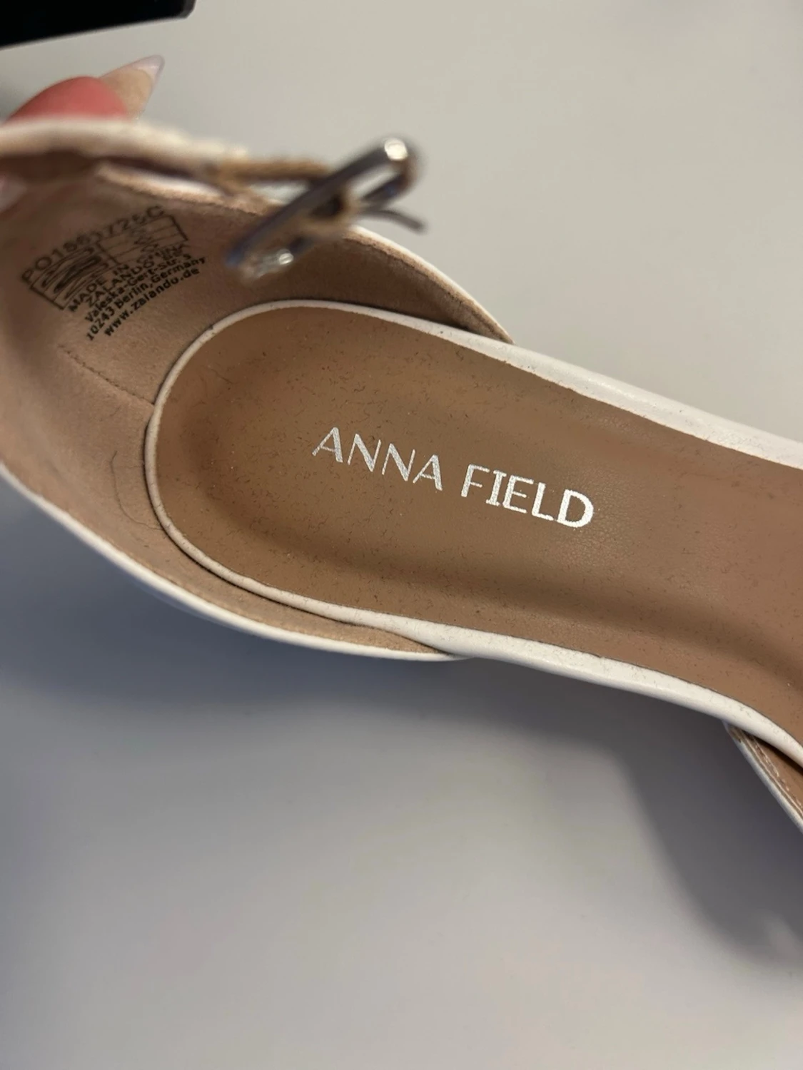 Vita sandaler med remmar från Anna Field - 3