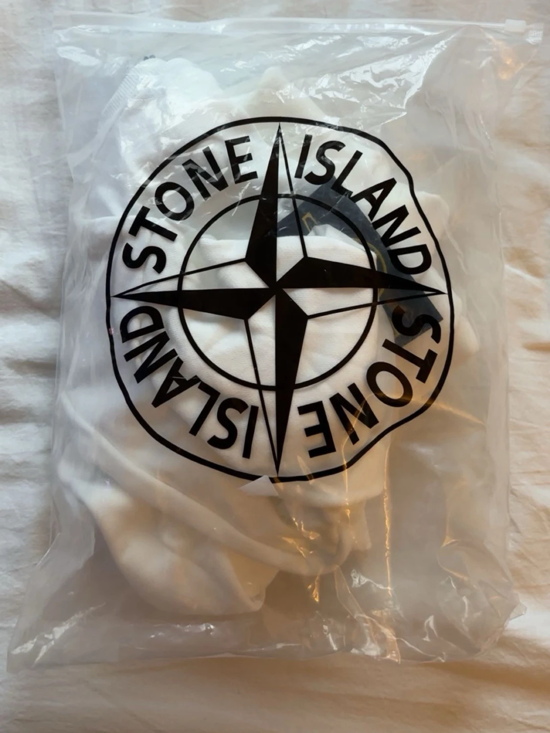 Vit helt ny Stone island tröja - 3