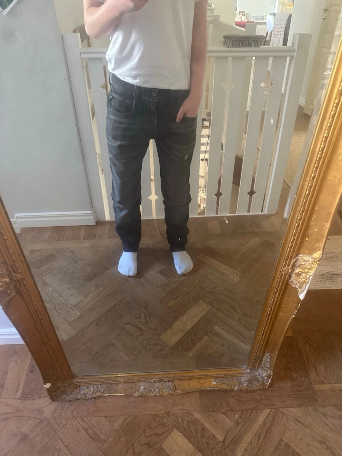 Svart/ gråa slim fit jeans från Replay  29/30 - 1