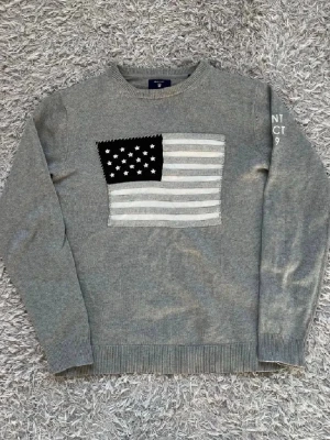 Gant USA tröja - Säljer en skön Gant tröja! | Mycket fint skick utan defekter! | Storlek M. | Ställ gärna frågor innan du köper!