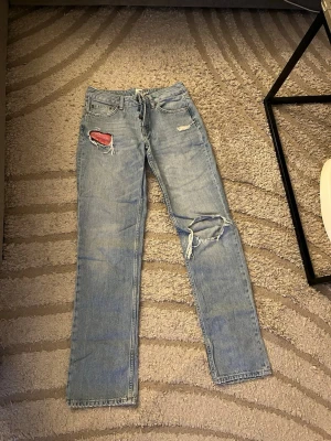 Jeans Icon  - Som nya, säljer pga för stora för mig 