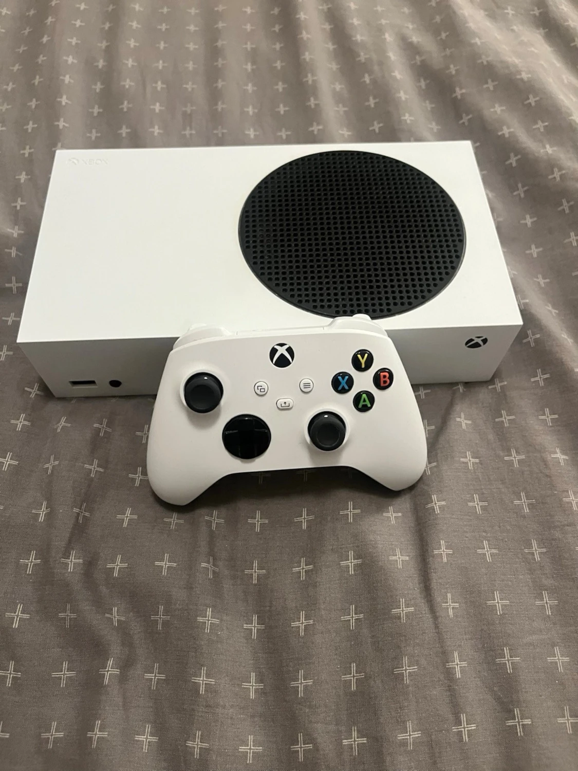 Xbox Series S med handkontroll - 1
