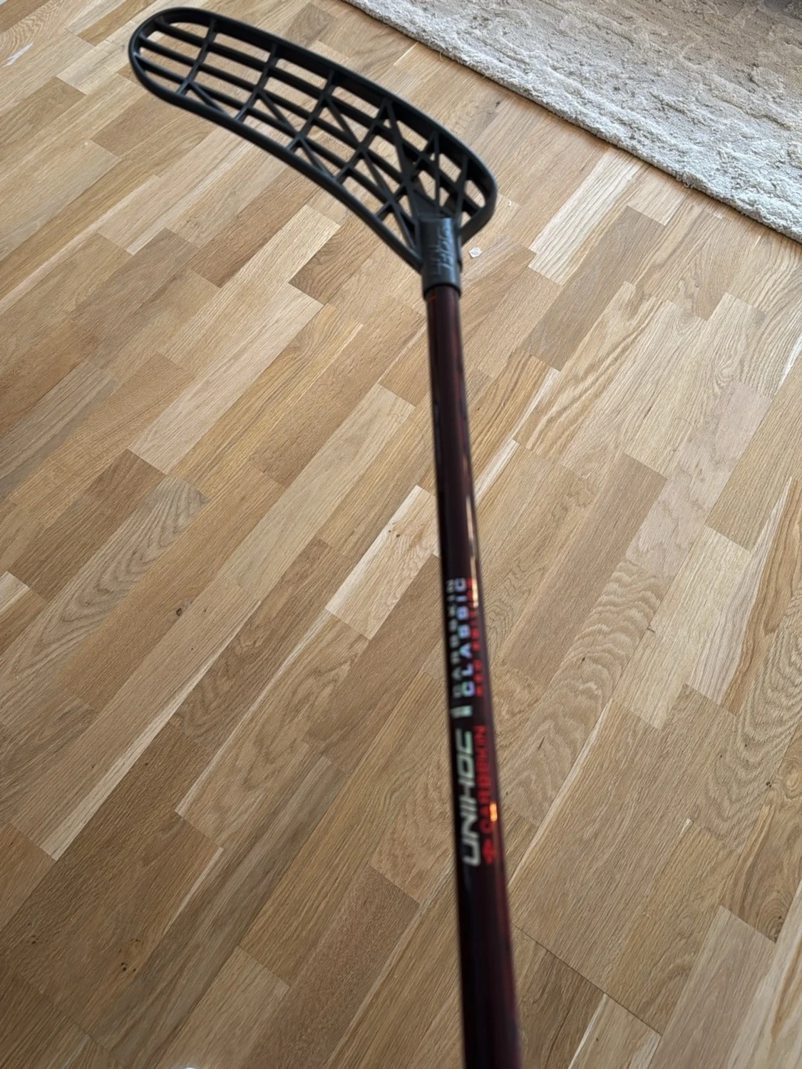 Innebandyklubba med grått grepp carbskin - 3