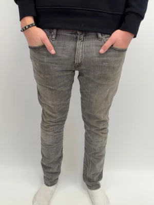 Polo Ralph Lauren jeans - Snygga Polo Ralph Lauren jeans nu till våren gråa 