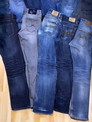 Jeans drop - Har jag inte hunnit lägg ut dem du söker så skriv bara på denna annonsen!  W29-36 L 30-36  Massa olika storlekar och passformer Selvedge och mer!