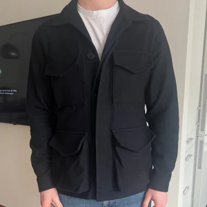 A Days March overshirt  - Stilren navy overshirt / safarijacka i ull. 