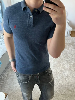 Ralph Lauren piké  - Ralph Lauren | Mycket bra skick | Size - M | Pris 449 | Hör av dig vid minsta fråga eller fundering📩