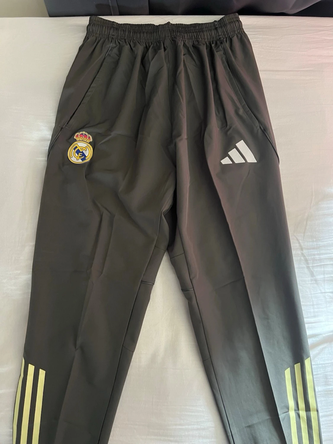 Real Madrid tracksuit  - 5