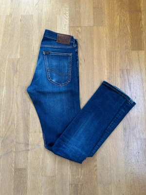 Lee jeans - Storlek 28/32, fina utan några deffekter