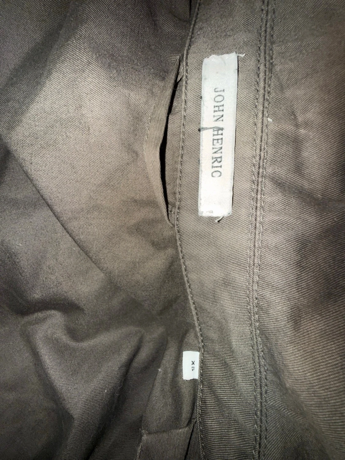 Olivgrön overshirt med fickor - 2