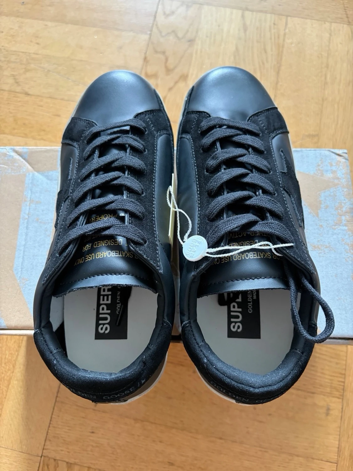 Golden goose sneaker - 4