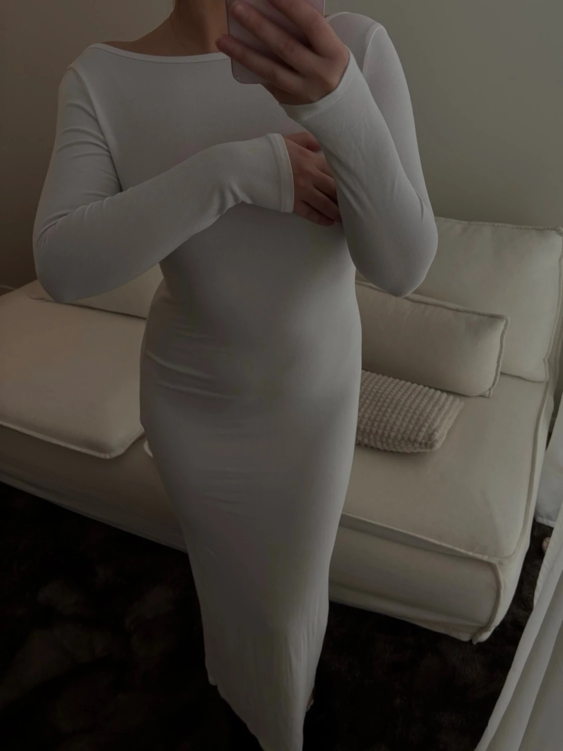 Vit långärmad långklänning