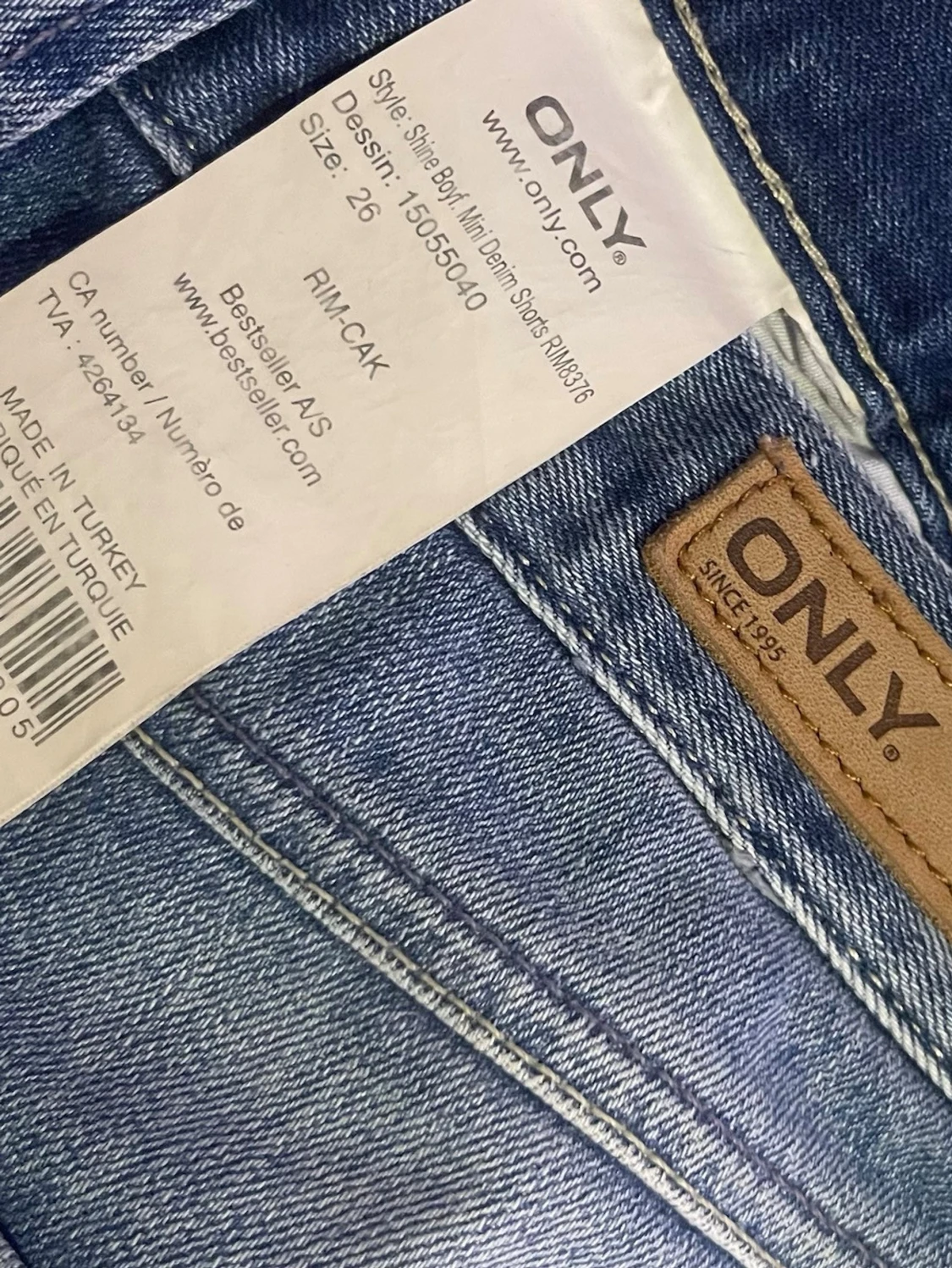 Blå jeansshorts med spets från ONLY - 3
