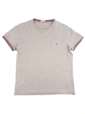 Moncler T-Shirt Tricolor - •The T-Shirt has been gently used and is in very good condition • Size: L •Color: Grey • Retail price: 2800Sek •Pit to Pit: 54cm Length: 65cm