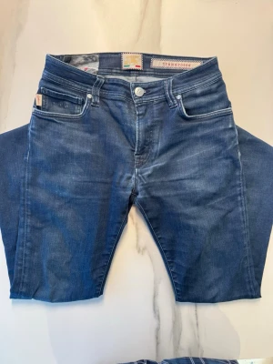 Tramarossa Jeans - Blåa jeans från Tramarossa i storlek W31. Skriv vid intresse!🤗