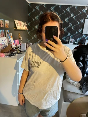 Cool Nirvana tröja med tryck där bak - Cool Nirvana tröja storlek L