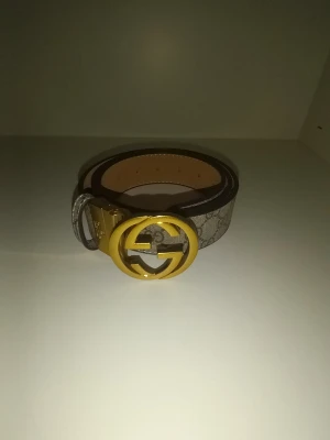 GG Bälte  - Helt ny bälte. Rekommenderar Jätte mycket, den har jätte bra kvalitet och den passar alla outfit💯✅️