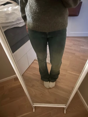 Bootcut mid waist LTB jeans! - Storlek W28 L30