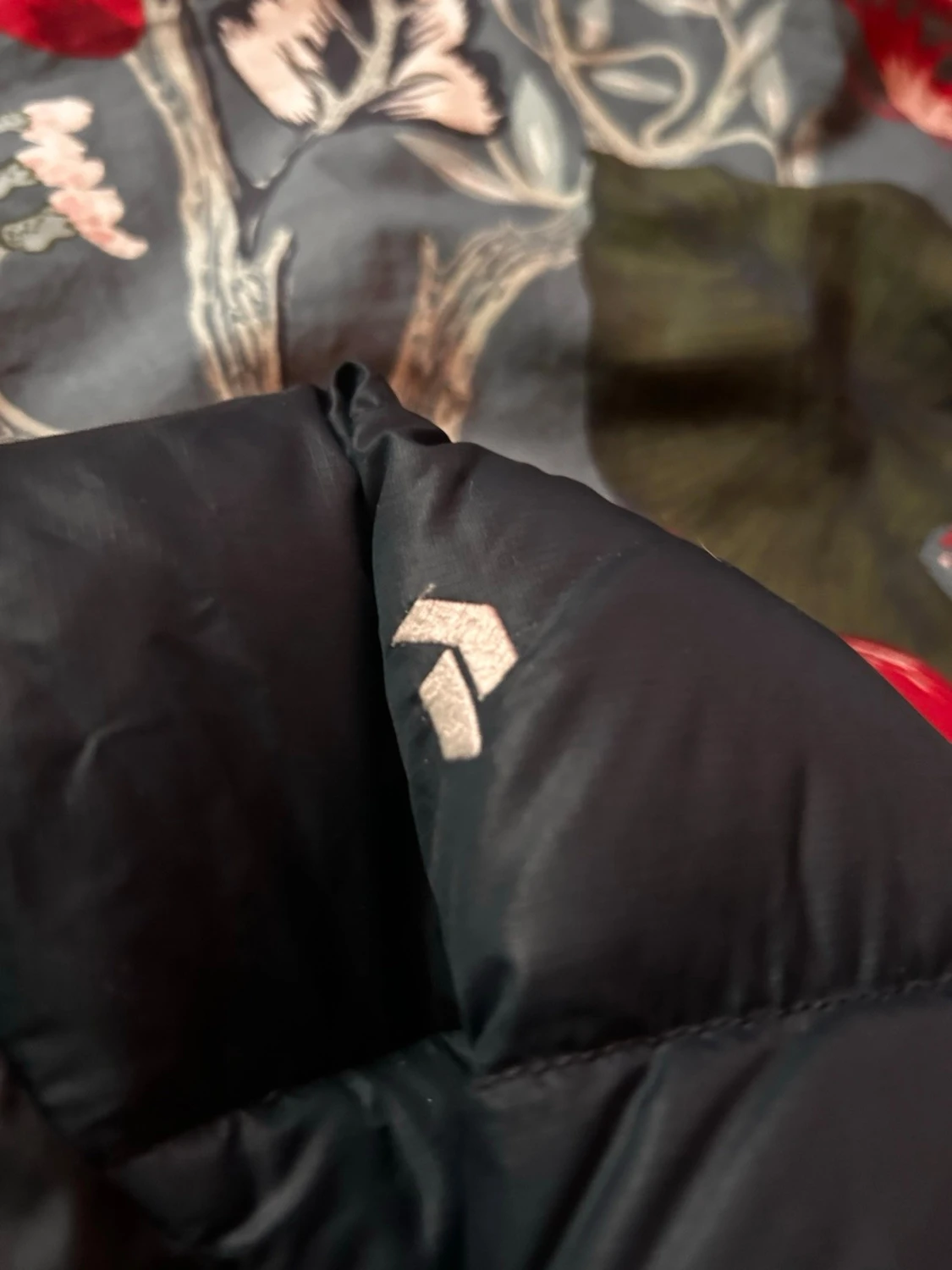 Svart dunjacka Peak Performance - 2