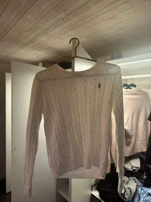  Ralph Lauren  tröja - En jätte fin tröja i storlek M men sitter som en S har 