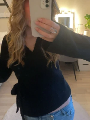 Omlotttröja från gina - Superfin svart omlott tröja från gina💗