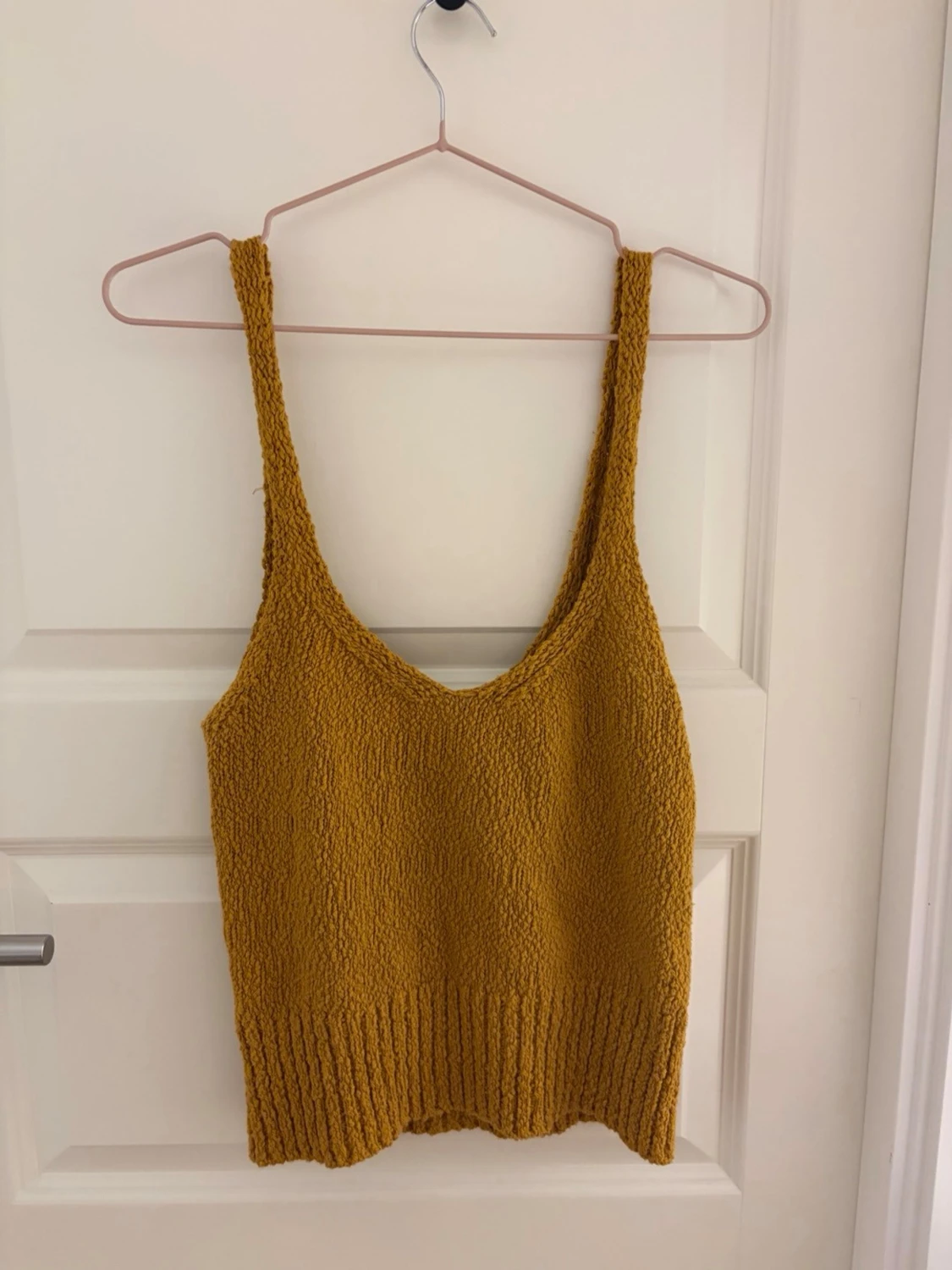 Senapsgul virkat linne - 1