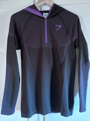 Gymshark v5 hoodie  - Bara testad!kom med frågor, priset kan diskuteras!