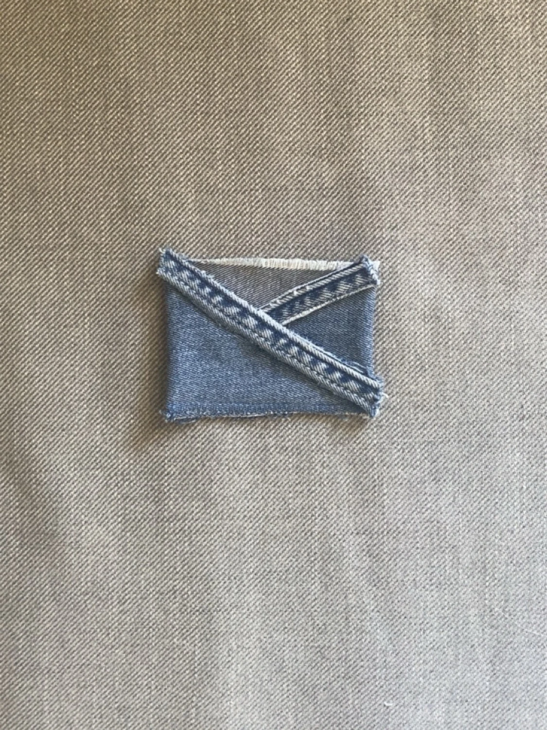 Handgjord plånbok i denim