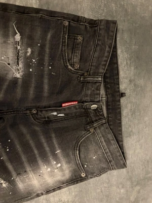Skor jeans bundle - Fina jeans och skor i en bundle 